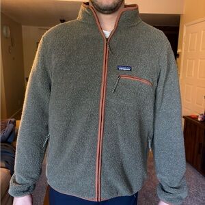 Patagonia Men's Green Zip-Up Sweater Retro Pile